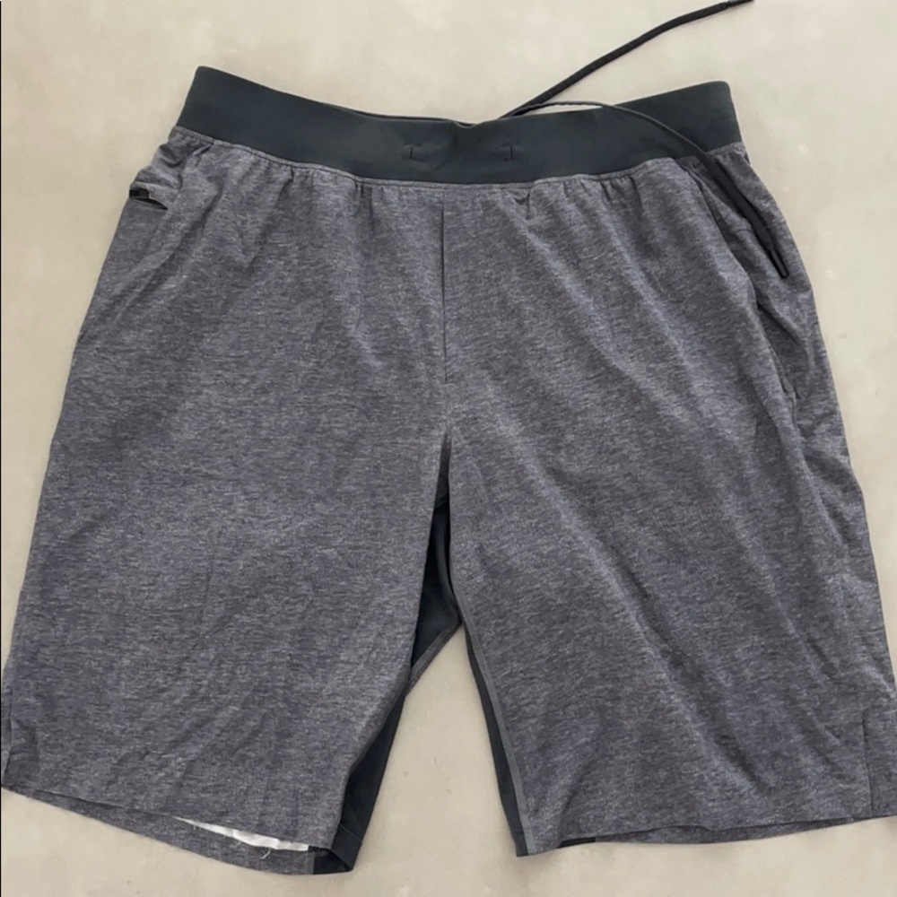 Men’s Lululemon Shorts XL
